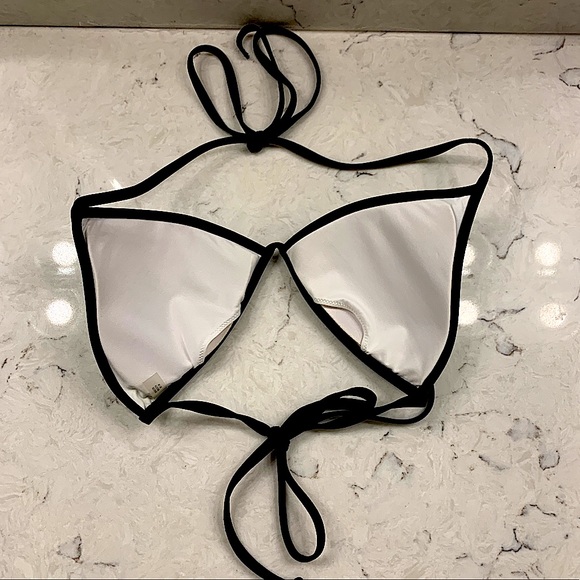 Tie-able, Triangle Bikini Top - Picture 2 of 2